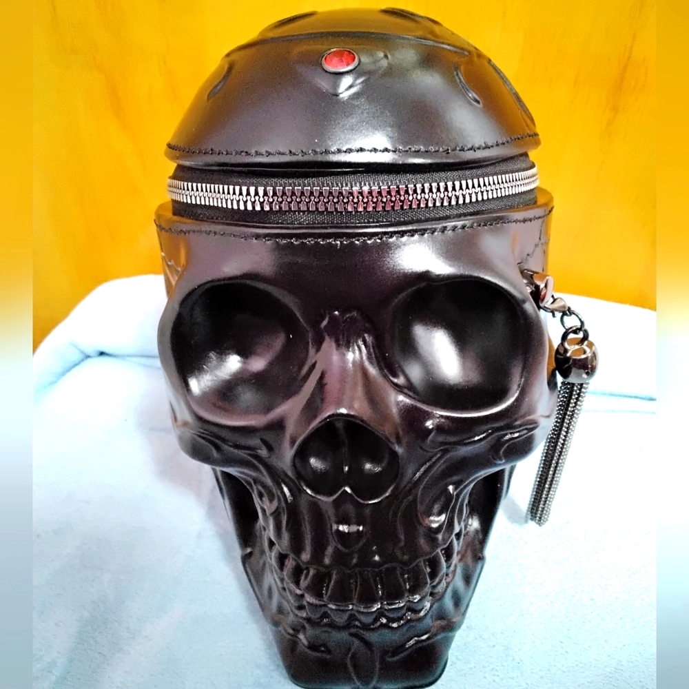 Skull Crossbody Bag NEW